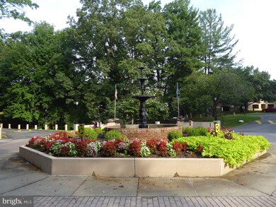 5807 Cove Landing Rd unit 101, Burke, VA 22015 - photo 2