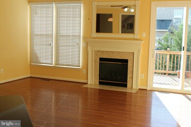 2544 Banshire Dr, Herndon, VA 20171 - photo 7