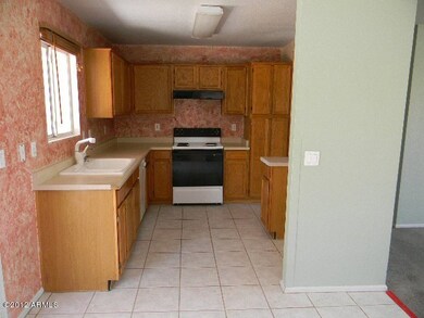 023-302389 Kitchen
