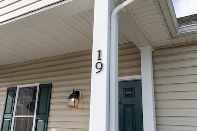 19 Gemstone Dr, Stuarts Draft, VA 24477 - photo 5