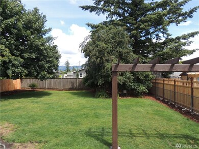 1915 Garfield St, Enumclaw, WA 98022 - photo 4