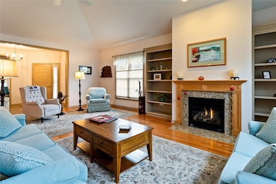 1170 Chaucer Ct, Victor, NY 14564 - photo 7