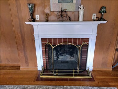 11 E Fairway Ave, Westerly, RI 02891 - photo 6