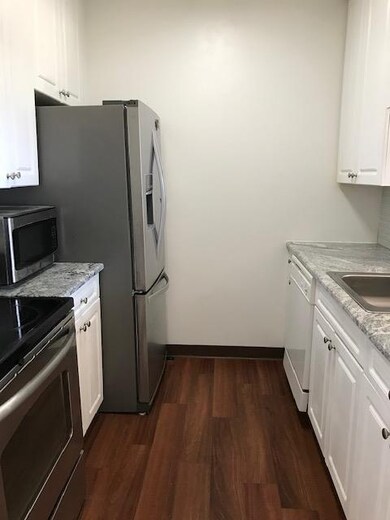 Mandalay on the Hudson unit 2510, Jersey City, NJ 07302 - photo 3