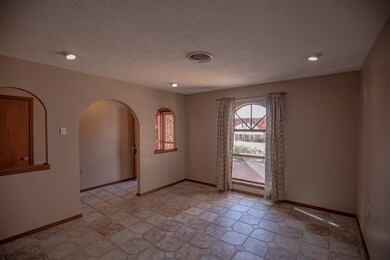 3031 15th St, Alamogordo, NM 88310 - photo 6