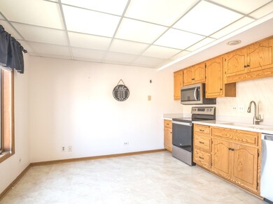 1454 Ashland Ave unit 405, Des Plaines, IL 60016 - photo 7