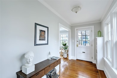 443 Wayland Ave, Providence, RI 02906 - photo 4