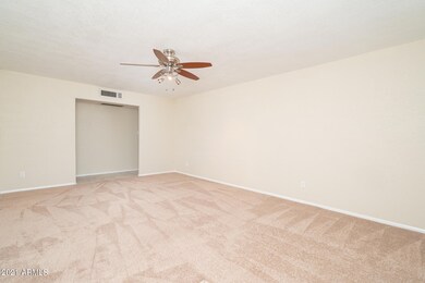03_Living-Room_01