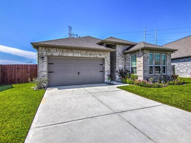 23110 Bordeaux Dr, Alvin, TX 77511 - photo 2