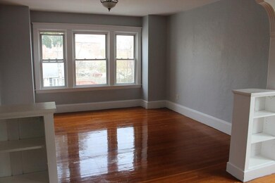 30 Loxwood St unit 2, Worcester, MA 01604 - photo 4