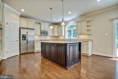 1083 Claypipe Dr, Huntingtown, MD 20639 - photo 4