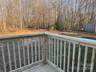 419 Davis Rd, Shelby, NC 28152 - photo 3