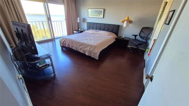 Bayshore Diplomat Condominium unit 806, Tampa, FL 33629 - photo 4