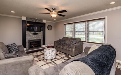 1509 Maplewood (18)