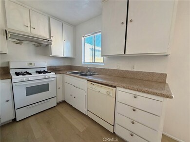 127 S Ramona Ave unit B, Monterey Park, CA 91754 - photo 4