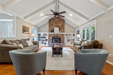 10424 Noland Rd, Lenexa, KS 66215 - photo 4