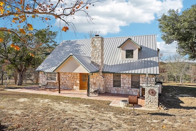 230 Cade Loop unit 27,28,29, Ingram, TX 78025 - photo 6