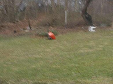 54 Liberty St, Plymouth, MA 02360 - photo 4