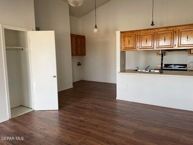 7214 Dale Rd unit 4, El Paso, TX 79915 - photo 4