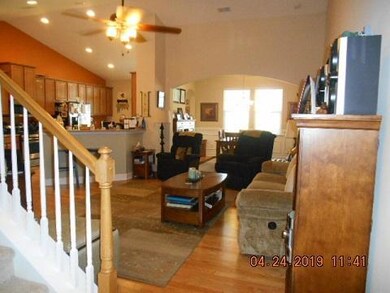 412 Fetterbush Dr, Moncks Corner, SC 29461 - photo 4