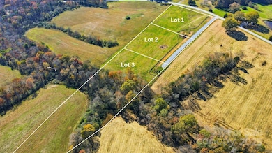 Lot lines are approximate and for visual reference only.