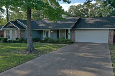 196 Hunters Glen Dr, Lufkin, TX 75904 - photo 4