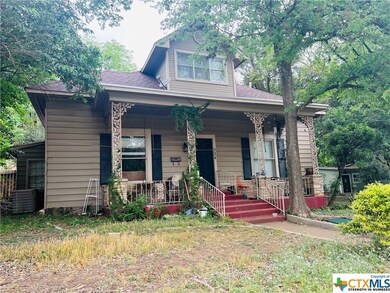 524 W Hopkins St, San Marcos, TX 78666 - photo 3