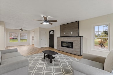 27644 E Fawn River Rd, Sturgis, MI 49091 - photo 5