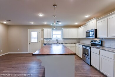 603 SW 11th St, Muldrow, OK 74948 - photo 7