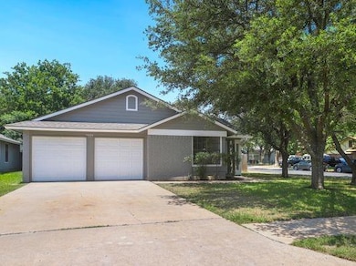 13024 Garfield Ln, Austin, TX 78727 - photo 4