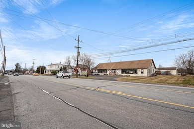 2933 E High St, Pottstown, PA 19464 - photo 3