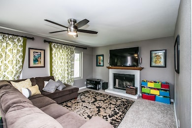 1402 N Pebble Beach Dr, Gilbert, AZ 85234 - photo 7