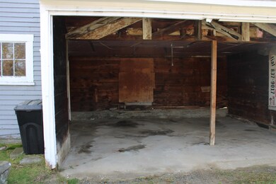 14 Cross St, Whitefield, NH 03598 - photo 4