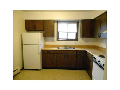 Kitchen. Pictures of recent vacant unit represents