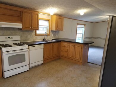 36 Brook Cir, Loudon, NH 03307 - photo 4