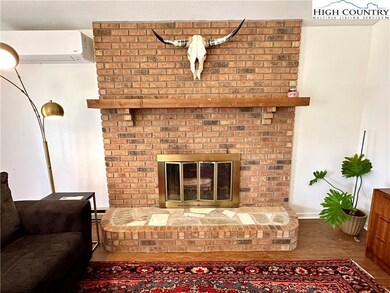 143 River Ridge Dr, Burnsville, NC 28714 - photo 6