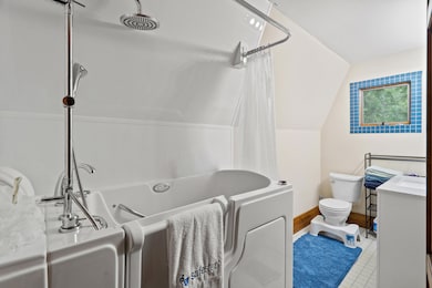 upstairs full bath
