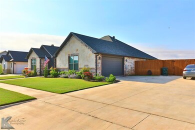 3325 Double Eagle Ln, Abilene, TX 79606 - photo 2