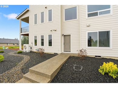 4690 SE 2nd St, Gresham, OR 97080 - photo 3