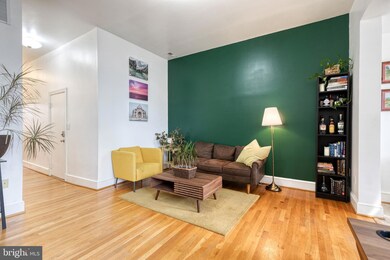 13 W Biddle St unit 13B, Baltimore, MD 21201 - photo 5
