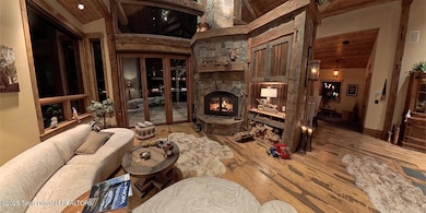 592 Airport Dr unit 7, Alpine, WY 83128 - photo 4