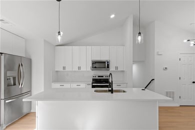 3412 Camens Ct NE, Buford, GA 30519 - photo 7