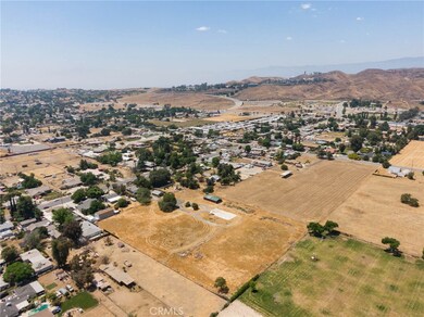 12419 13th St, Yucaipa, CA 92399 - photo 3