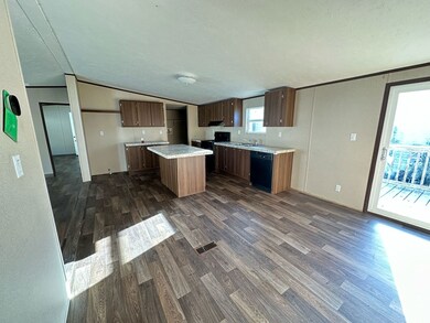 8240 Pinecrest Dr unit LOT 640, Spring, TX 77389 - photo 3