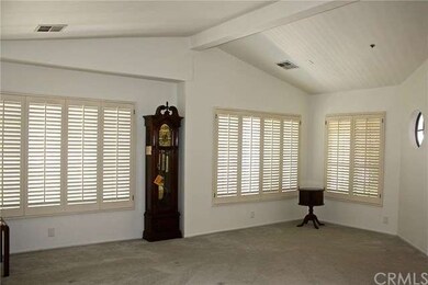 Spacious & bright living room with lots of windows