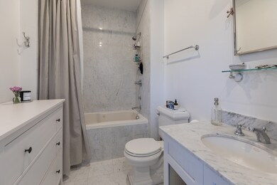 83 Montgomery St unit 2, Boston, MA 02116 - photo 6
