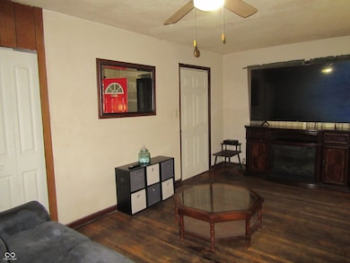 1118 S Morgantown Rd, Greenwood, IN 46143 - photo 2