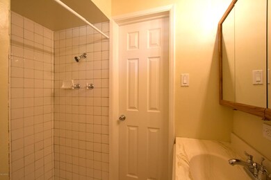 2ndplMasterBath