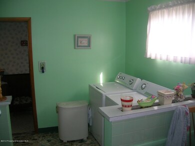 1408 Amherst St, Scranton, PA 18504 - photo 5