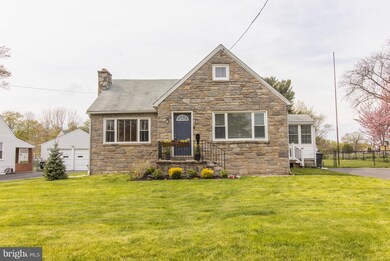 214 W Brookhaven Rd, Brookhaven, PA 19015 - photo 2